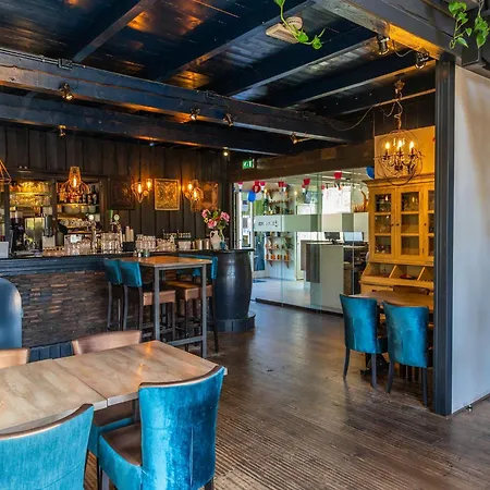 Sustainable Near The Golf Course Velsen-Zuid